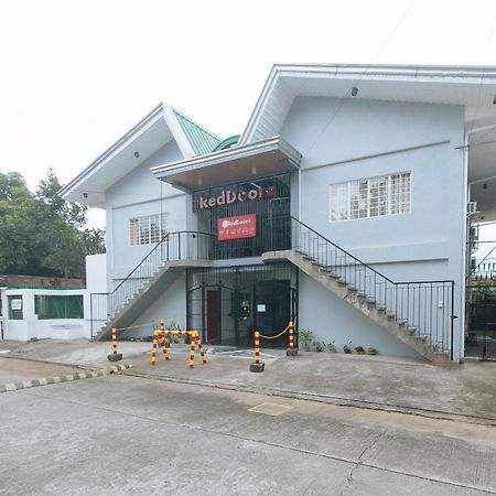 Reddoorz At V-Cloud Hills Near De La Salle Dasmarinas Cavite Hotel Exterior photo