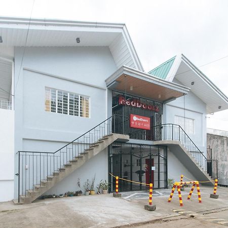 Reddoorz At V-Cloud Hills Near De La Salle Dasmarinas Cavite Hotel Exterior photo